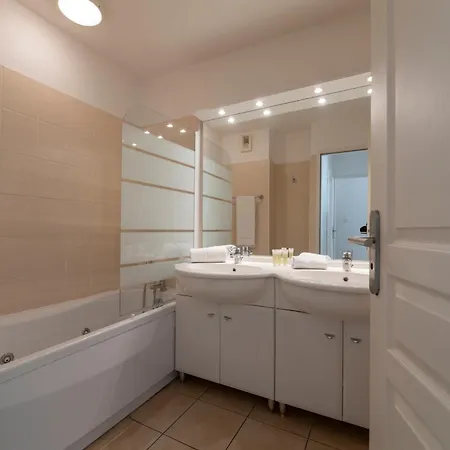 Lagrange Estivel - Résidence Jardin Mauresque 3*