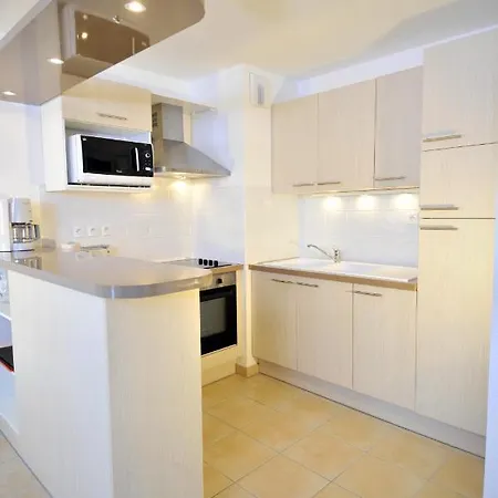 アパートホテル Lagrange - Jardin Mauresque 3*