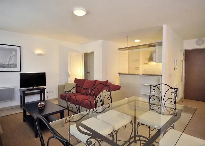 Aparthotel Lagrange Vacances - Residence Jardin Mauresque 3*